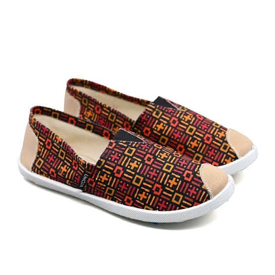 Afro Shoes